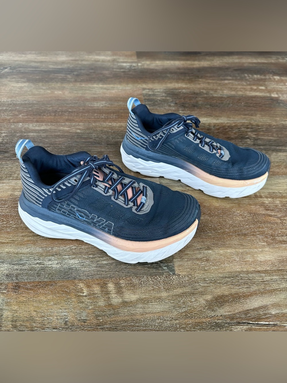 Hoka One One Bondi 6 Womens 8 WIDE Running Walking Shoes
